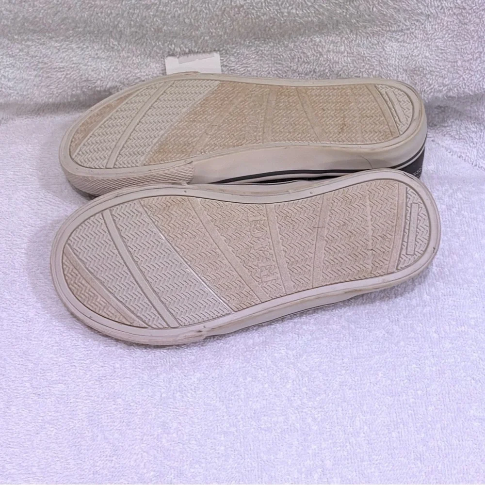 The Children’s Place loafer slip on shoe kids size 12